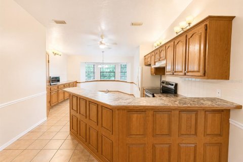 House in Sebring, Florida 3 bedrooms, 144.83 sq.m. № 2275532 - photo 10