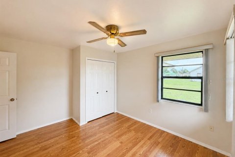 House in Sebring, Florida 3 bedrooms, 144.83 sq.m. № 2275532 - photo 19
