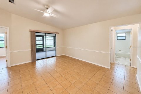 House in Sebring, Florida 3 bedrooms, 144.83 sq.m. № 2275532 - photo 6
