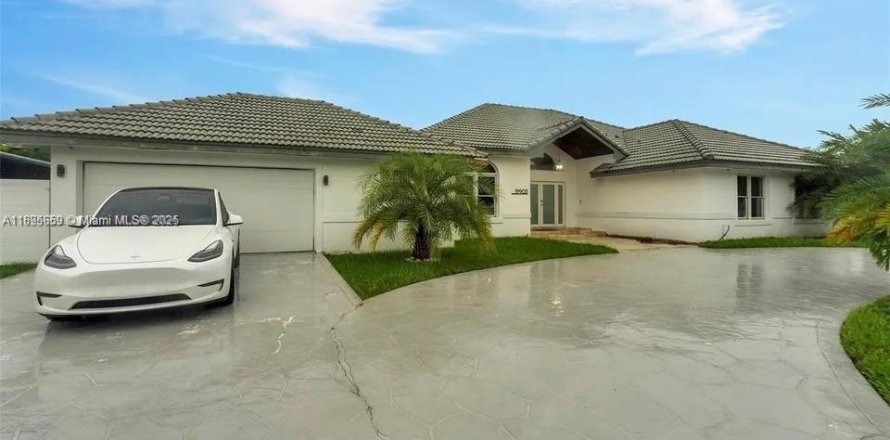 Villa ou maison à Miami, Floride 4 chambres, 289.3 m2 № 1948198