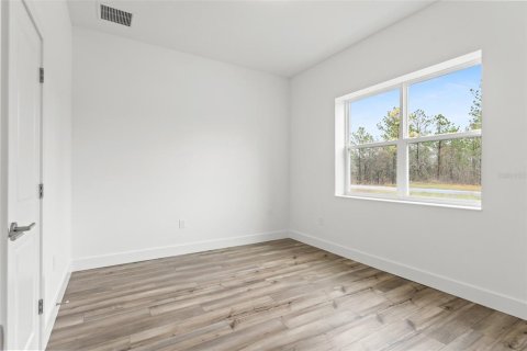 House in Weeki Wachee, Florida 4 bedrooms, 197.42 sq.m. № 1544541 - photo 7