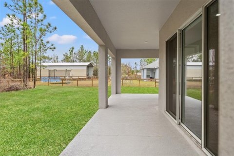 House in Weeki Wachee, Florida 4 bedrooms, 197.42 sq.m. № 1544541 - photo 19