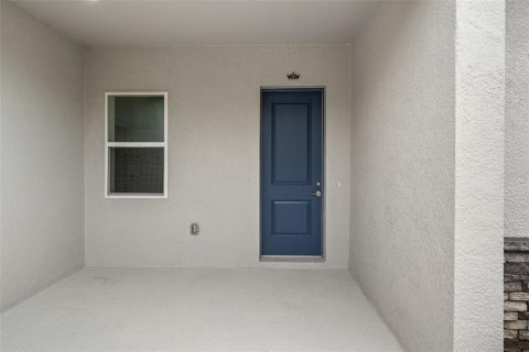 House in Weeki Wachee, Florida 4 bedrooms, 197.42 sq.m. № 1544541 - photo 4