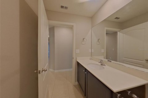 Casa en alquiler en Mascotte, Florida, 5 dormitorios, 180.6 m2 № 1911547 - foto 21