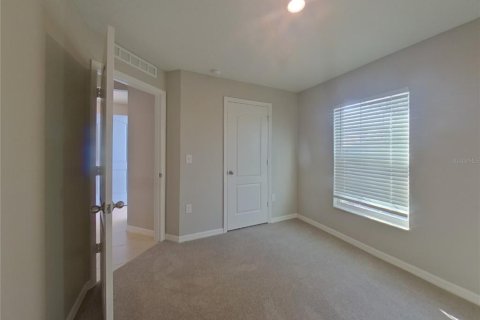 Casa en alquiler en Mascotte, Florida, 5 dormitorios, 180.6 m2 № 1911547 - foto 11