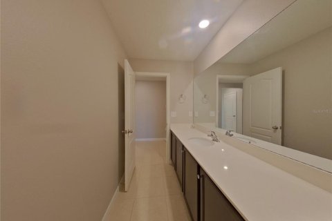 Casa en alquiler en Mascotte, Florida, 5 dormitorios, 180.6 m2 № 1911547 - foto 19