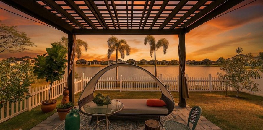 Casa en Riverview, Florida 4 dormitorios, 232.26 m2 № 1642746