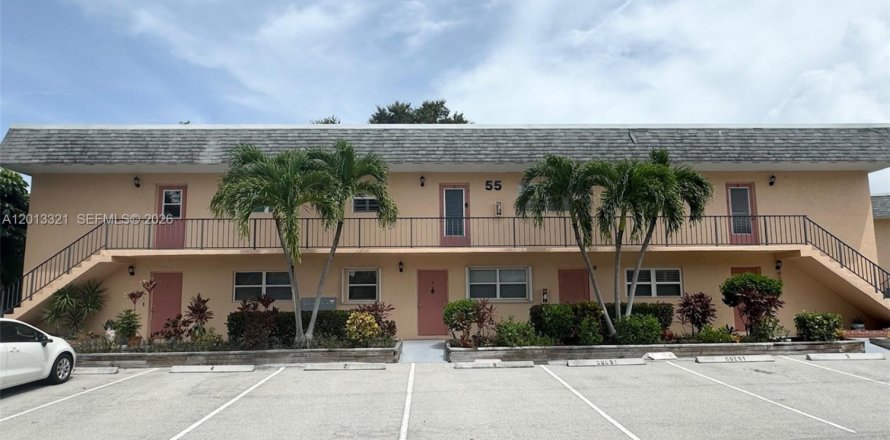 Condominio en Stuart, Florida, 2 dormitorios № 2075606