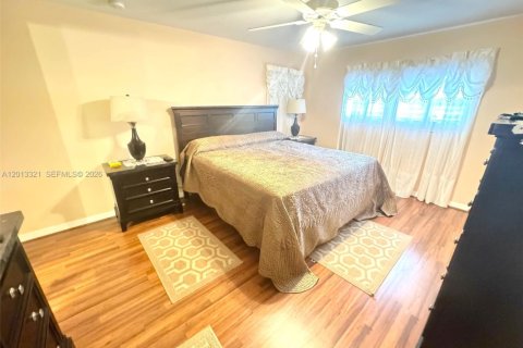 Condominio en alquiler en Stuart, Florida, 2 dormitorios, 100.15 m2 № 2075606 - foto 6