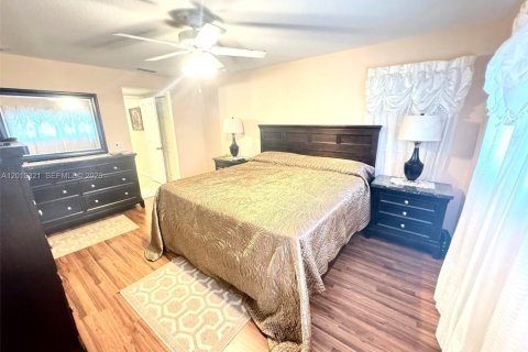 Condominio en alquiler en Stuart, Florida, 2 dormitorios, 100.15 m2 № 2075606 - foto 7