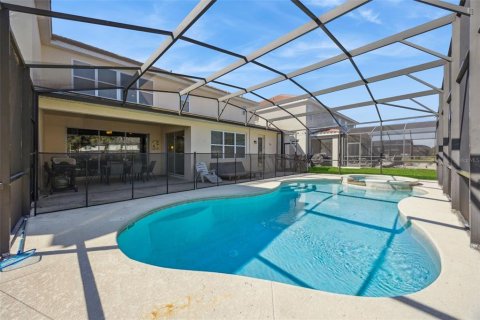 House in Davenport, Florida 13 bedrooms, 506.13 sq.m. № 2166006 - photo 27