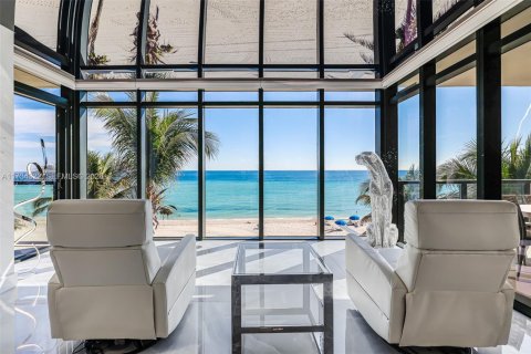 Copropriété à vendre à Hollywood, Floride: 3 chambres, 242.1 m2 № 2186237 - photo 11