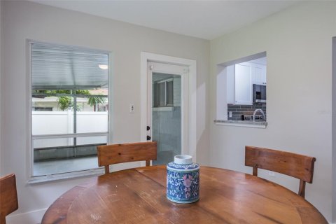 Casa en venta en Clearwater, Florida, 2 dormitorios, 88.26 m2 № 2425265 - foto 21