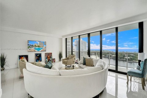 Copropriété à louer à Aventura, Floride: 2 chambres, 167.22 m2 № 2053801 - photo 13