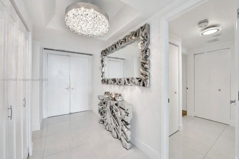 Copropriété à louer à Aventura, Floride: 2 chambres, 167.22 m2 № 2053801 - photo 5