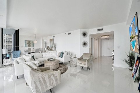 Copropriété à louer à Aventura, Floride: 2 chambres, 167.22 m2 № 2053801 - photo 10