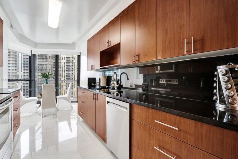 Copropriété à louer à Aventura, Floride: 2 chambres, 167.22 m2 № 2053801 - photo 30