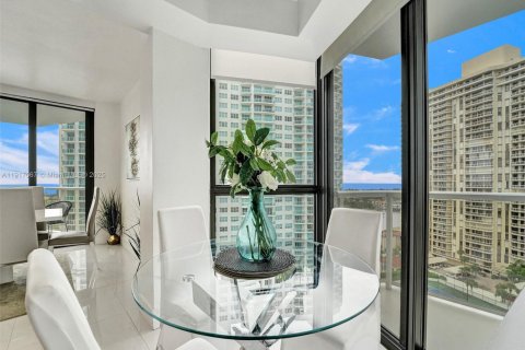 Copropriété à louer à Aventura, Floride: 2 chambres, 167.22 m2 № 2053801 - photo 23