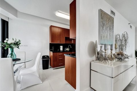 Copropriété à louer à Aventura, Floride: 2 chambres, 167.22 m2 № 2053801 - photo 19