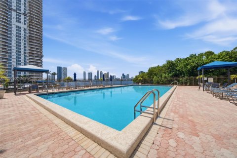 Copropriété à vendre à Aventura, Floride: 3 chambres, 129.69 m2 № 2192501 - photo 24