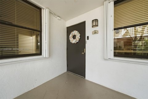 Copropriété à vendre à Aventura, Floride: 3 chambres, 129.69 m2 № 2192501 - photo 22