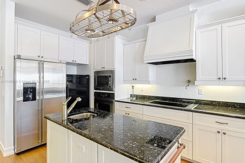 House in Port Charlotte, Florida 5 bedrooms № 1707216 - photo 23