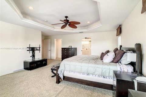House in Port Charlotte, Florida 5 bedrooms № 1707216 - photo 7