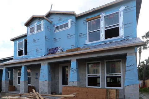 Townhouse in Tampa, Florida 3 bedrooms, 166.3 sq.m. № 1876567 - photo 2