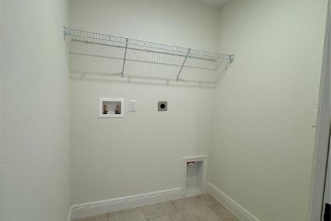 Casa en alquiler en Orange City, Florida, 3 dormitorios, 148.64 m2 № 1856473 - foto 30