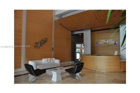 Copropriété à louer à Miami, Floride: 1 chambre, 63.08 m2 № 1960174 - photo 6