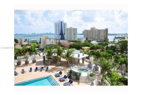 Copropriété à louer à Miami, Floride: 1 chambre, 63.08 m2 № 1960174 - photo 9