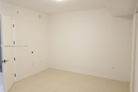 Copropriété à louer à Doral, Floride: 1 chambre, 72.19 m2 № 1964734 - photo 14