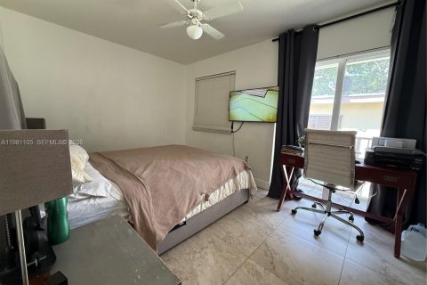 Condo in North Miami Beach, Florida, 3 bedrooms  № 2052944 - photo 21