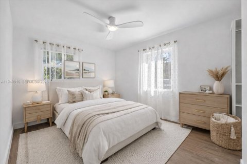 Casa en venta en Miami, Florida, 4 dormitorios, 203.64 m2 № 2006390 - foto 13
