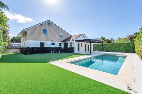 Casa en Miami, Florida 4 dormitorios, 203.64 m2 № 2006390