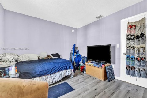 Copropriété à vendre à Miami, Floride: 2 chambres, 92.9 m2 № 1707226 - photo 16