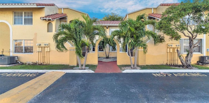Condo à Miami, Floride, 2 chambres № 1707226