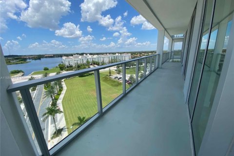 Copropriété à vendre à Sunrise, Floride: 2 chambres, 89.93 m2 № 1985468 - photo 29