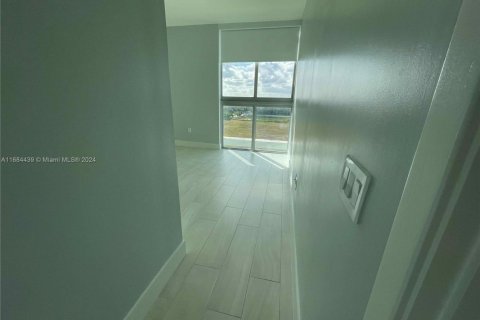 Copropriété à vendre à Sunrise, Floride: 2 chambres, 89.93 m2 № 1985468 - photo 6