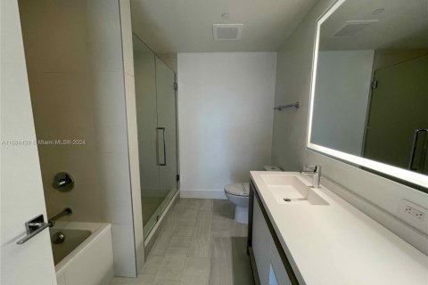 Copropriété à vendre à Sunrise, Floride: 2 chambres, 89.93 m2 № 1985468 - photo 15