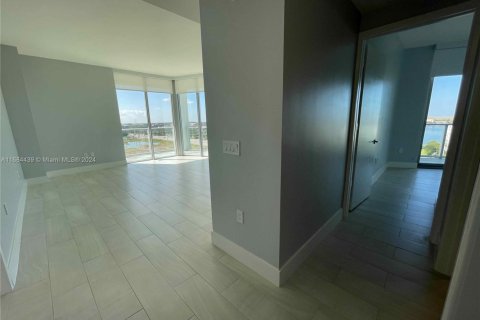 Copropriété à vendre à Sunrise, Floride: 2 chambres, 89.93 m2 № 1985468 - photo 4