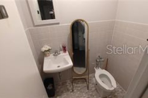 Immobilier commercial à vendre à Sanford, Floride: 473.8 m2 № 242911 - photo 14