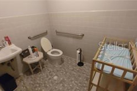 Immobilier commercial à vendre à Sanford, Floride: 473.8 m2 № 242911 - photo 15