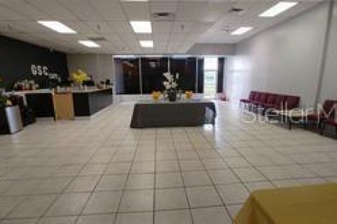 Immobilier commercial à vendre à Sanford, Floride: 473.8 m2 № 242911 - photo 19