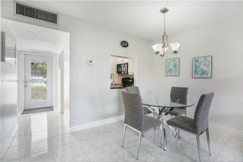 Купить кондоминиум в Лодердейл-Лейкс, Флорида 1 спальня, 63.55м2, № 1996986 - фото 17