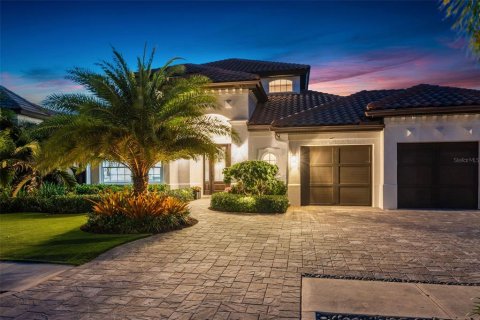 Casa en Sarasota, Florida 4 dormitorios, 293.66 m2 № 2110571