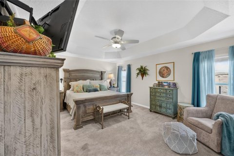 House in The Villages, Florida 3 bedrooms, 190.54 sq.m. № 2227224 - photo 14