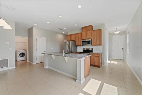 House in Davenport, Florida 4 bedrooms, 138.89 sq.m. № 2378074 - photo 6