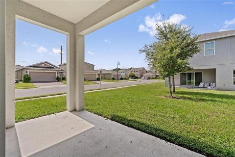 House in Davenport, Florida 4 bedrooms, 138.89 sq.m. № 2378074 - photo 23