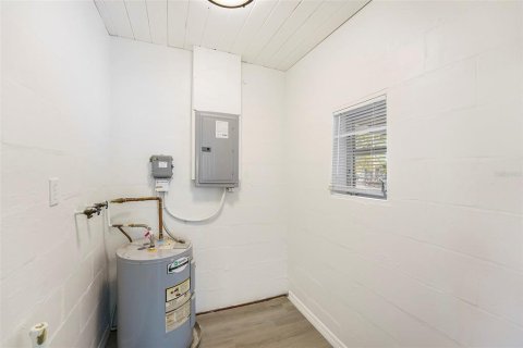 House in Saint Petersburg, Florida 1 bedroom, 66.7 sq.m. № 1585821 - photo 15